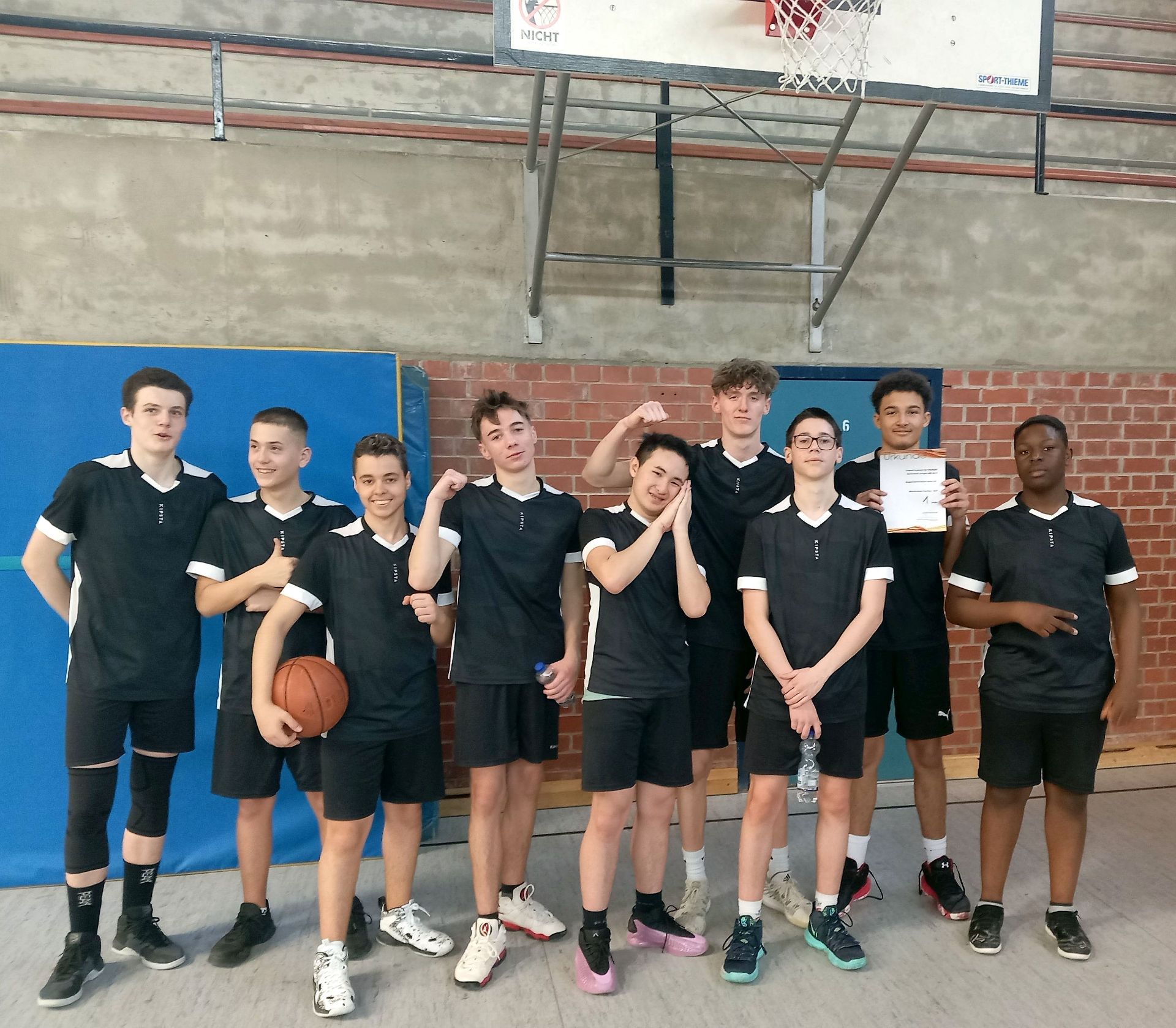 Basketballer gewinnen den Regionalentscheid