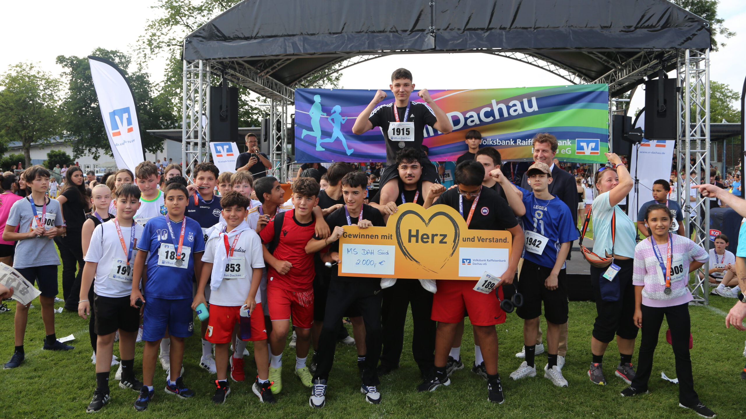 2.000 Euro beim VRun Dachau 2026 erlaufen